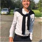 Joven bilingüe (Español e Inglés) con ganas de compartir su conocimiento de la manera más fácil posible