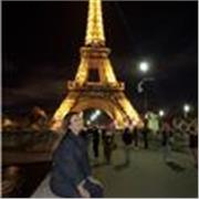 Profesora de francés imparte clases para niños