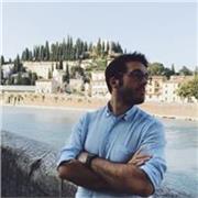 Vuoi approfondire Dostoevskij e Tolstoj? Vuoi accedere a fonti di informazione in lingua originale? Vuoi capire cosa dicono i sovietici nei film di spionaggio? Sei nel posto giusto! 
Italiano madrelingua, laureato in Lingue Straniere e Relazioni Internazi