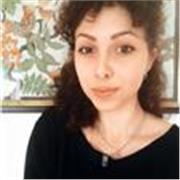 Laureata in scrittura creativa offre lezioni di letteratura italiana