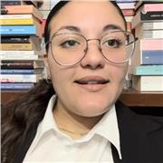 sono una studentessa universitaria, ho la certificazione C1 in inglese. Voglio aiutare ad imparare la lingua più parlata al mondo