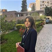Se hai bisogno di qualcuno che ti sproni e ti faccia scoprire le tue capacità, ci sono!