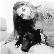 Maestra de educación primaria y educadora social con experiencia en intervención con menores y familia. Oferta para impartir clases a niños de primaria y hasta segundo de ESO