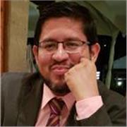 Maestro con amplia experiencia en el campo de la computación