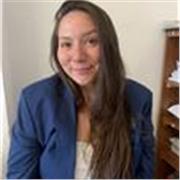 Si impartiscono lezioni di italiano, per scuole elementari e medie