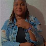 Profesora de la área de español y lengua castellana ofrece clases particulares para estudiantes de primaria