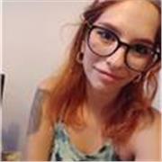 Soy una persona muy paciente y empática. Puedo adaptar perfectamente las clases al nivel de cada persona. 