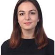 Masterstudentin in Anglistik/Amerikanistik. Ich biete sowohl Privateunterricht in Englisch an, als auch in IELTS.