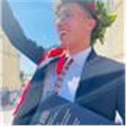 Sono uno studente di 23 anni, laureato in Ingegneria Gestionale. Attualmente sono al primo anno della magistrale per concludere il mio percorso in Ingegneria a Bologna. In diverse occasioni ho avuto l opportunità di interfacciarmi con i bambini e aiutarli