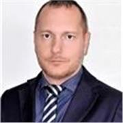 Docente di matematica e scienze, seguo con impegno e responsabilità i miei alunni portandoli a colmare le lacune e acquisire fiduc