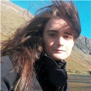 Laureata in Traduzione Specialistica impartisce lezioni di inglese e spagnolo a studenti delle scuole secondarie e universitari