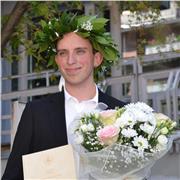 Laureato in Lettere ti guida con metodo e passione nello studio di Italiano, Storia e molto altro!