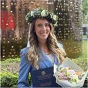 Laureata in Lettere, vivo in Spagna! Offro lezioni personalizzate di lingua spagnola, lingua italiana, letterature e storia.