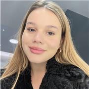 Offro lezioni di Inglese e Portoghese. Sono trilingue