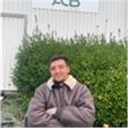 My name is Rami Tizaoui, I am 25 years old. Although I do not yet have formal teaching experience, I am highly motivated to begin 