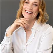 I am an ICF trained coach with a background in performance