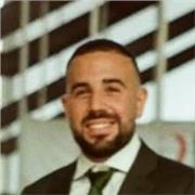 offro lezioni faccia a faccia per ragazzi frequentanti scuole medie, liceo e/o istituto itineranti materie letterarie e latino e aiuto compiti per bambini di scuola elementare. 
Non esitare a contattarmi se hai bisogno di un aiuto per risolvere qualsiasi