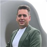 Responsable, serio, cumplidor, puntual, experimentado, solvente, educado, respetuoso