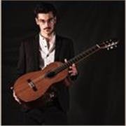 Insegnante di Chitarra Classica e Moderna