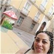 Doy clases a niños de primaria y me adapto a sus necesidades ,tengo algo de experiencia ya que e apoyado a mis hijos, aunque seria mi primera ves como profesora.