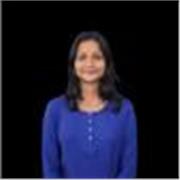 “I give private lessons tailored to each student’s level, helping them learn at their own pace.”