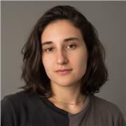 Professora particular de Biologia com formação acadêmica e experiência em ensino escolar