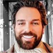 Professeur expérimenté et avocat internationnal donne cours de français, anglais et droit de la primaire jusqu'aux études supérieures