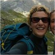 Studentessa lavoratrice con certificato CAE - voto A (livello C2). Offro lezioni e ripetizioni di inglese