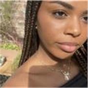 Jeune diplômée passionnée d'anglais, disponible à Toulouse pour des cours particuliers et adaptés à vos besoins !