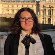 Etudiante pour donner des cours d'histoire, de français ou de langues collège et lycée