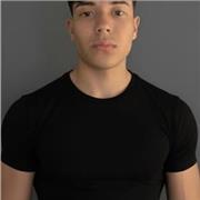 Me defino como un docente apasionado por la enseñanza y el aprendizaje continuo. Disfruto crear un ambiente dinámico.