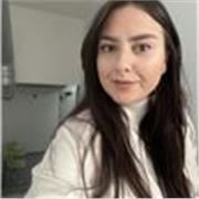 Giovane laureata magistrale in biotecnologie mediche. Impartisco lezioni di biologia, chimica e matematica online