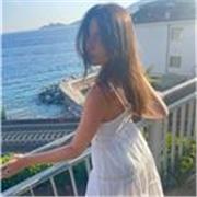 Aiuto bambini e ragazzi nell’affrontare al meglio la scuola, supportandoli sia nei loro compiti e aiutandoli a recuperare lacune