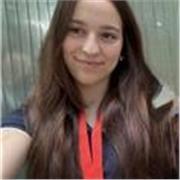 Hola! Soy Alejandra, estudiante de segundo de bachillerato, amante de los idiomas, con nivel avanzado de inglés (C1 Grade A)