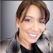 Professeur native offre des cours d’arabe.Diplôme Bac+4 en Tunisie et BTS support en action managériales en France .Une pédagogique dans l’apprentissage une méthode bien simple et une bonne maitrise de la langue française et un bon niveau en anglais .Une