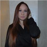Ragazza con livello C1 in spagnolo, impartisce ripetizioni per scuole medie e superiori