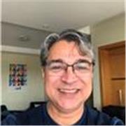 Profesor de inglés con mucha experiencia en inglés de negocios y conversación. Clases divertidas centradas en contenidos personal