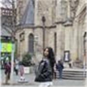 English tutor who can teach students of all age