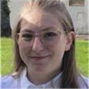 Étudiante en mathématiques-physique, propose des cours de mathématiques de la 6ème à la terminale.