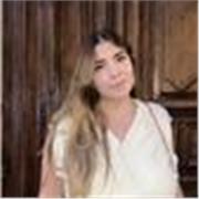 Graduada en Administración y dirección de empresas da clases de apoyo y repaso