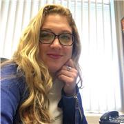 Madrelingua inglese che parla l'italiano essere a disposizione per qualsiasi esigenza di traduzione tra queste fantastiche lingue.