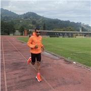 Instructor en acondicionamiento fisico y entrenamiento deportivo con experiencia en atletismo para niños y alto rendimiento