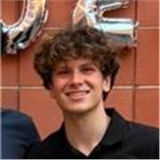 Neodiplomato al Liceo Scientifico impartisce lezioni di matematica!