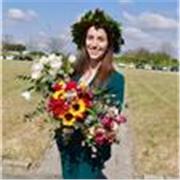 Offro lezioni online di Matematica, Scienze, Inglese, Francese. Laureata con lode in Biologia, con esperienza alle spalle nell'insegnamento