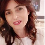 Cerchi un aiuto con i compiti? Sono un'insegnante disponibile per aiutarti nei compiti per le scuole medie.