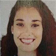 Profesora de primaria apta para primer ciclo de educación primaria.