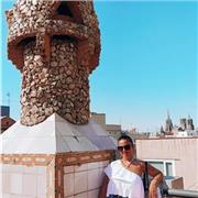 Soy estudiante de trabajo social y me ofrezco a dar clases a niños que cursan primaria y secundaria