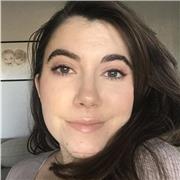 Je souhaiterais enseigner l’anglais à des élèves et aux adultes pour leur faciliter leur entrée dans la vie