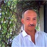 Madrelingua italiano, parlo inglese, francese, tedesco (male) e dimotiko(greco moderno) università Cattolica Scienze Politiche 