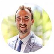 Insegnante bilingue franco-italiano, serio, cordiale e disponibile